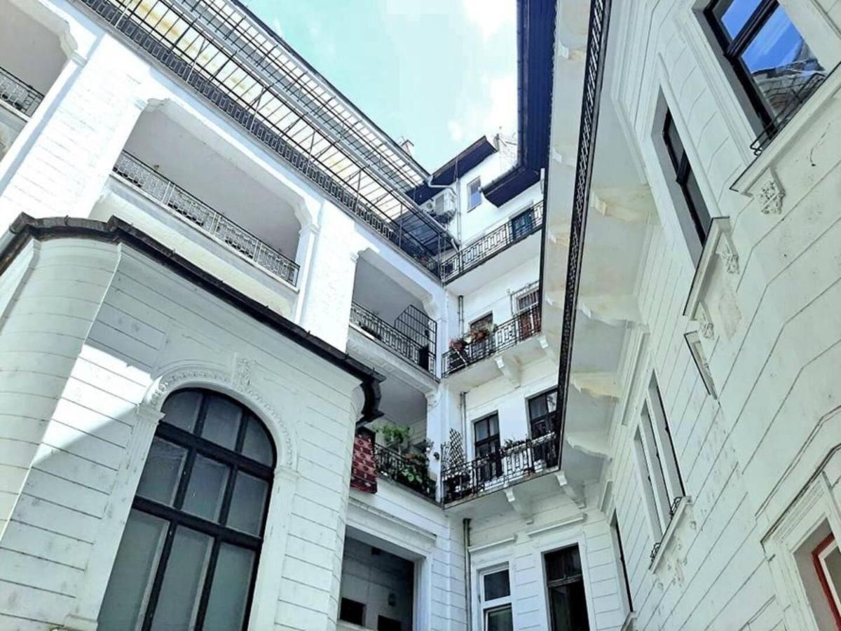 Bourgeois Elegance In The Heart Of Budapešť Exteriér fotografie